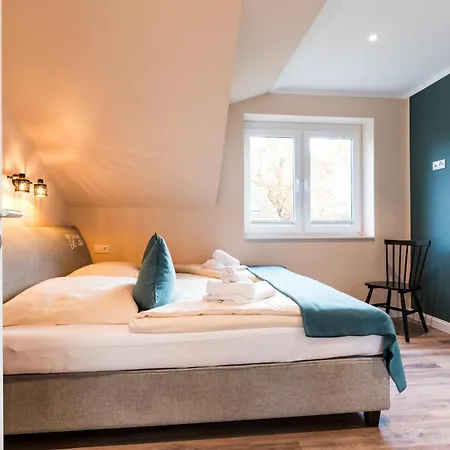 Backhaus 3 *