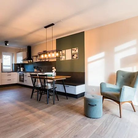 Semesterbostad Backhaus 3 *
